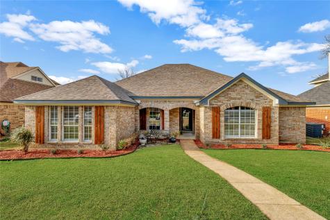 2109 Oak Bend Lane Garland TX 75040