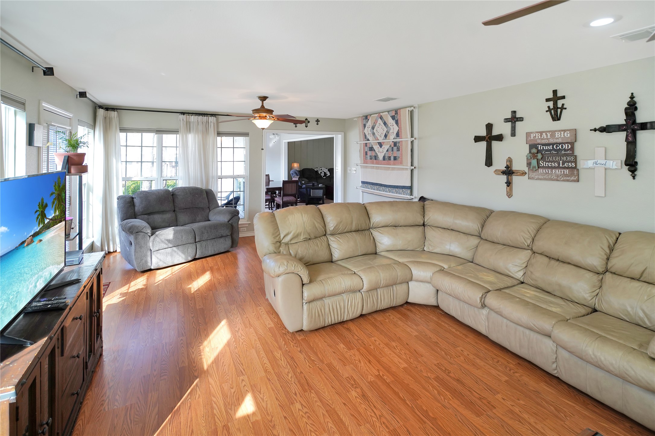120 Rainbow Cove Holly Lake Ranch TX 75765
