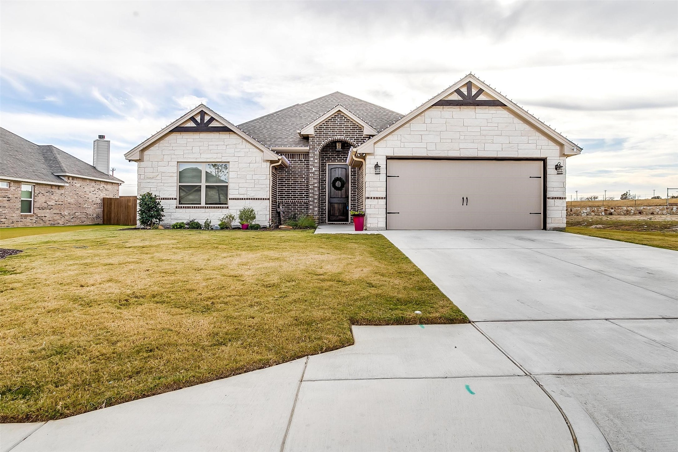 205 Bayless Avenue Godley TX 76044