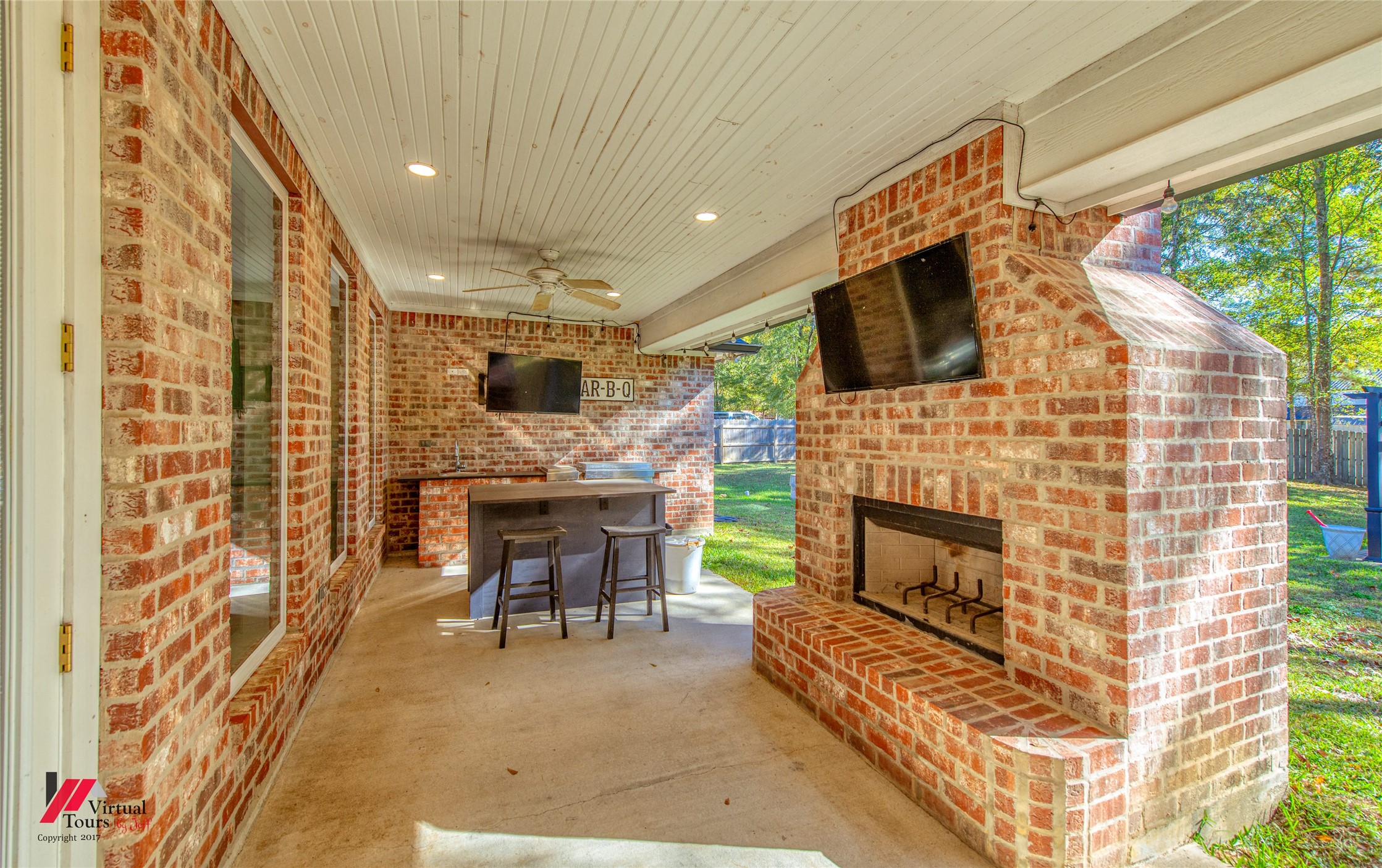 327 Ramsey Drive Stonewall LA 71078