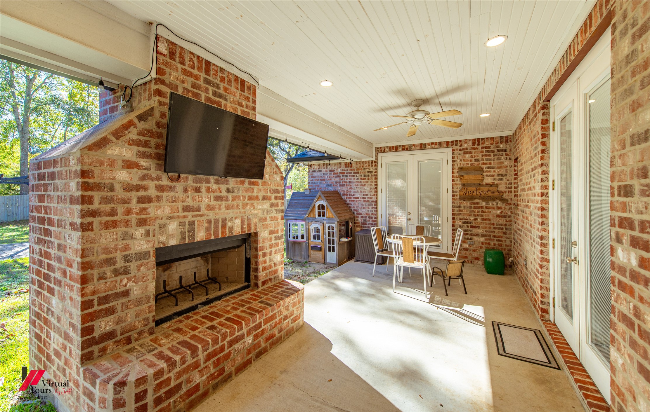 327 Ramsey Drive Stonewall LA 71078