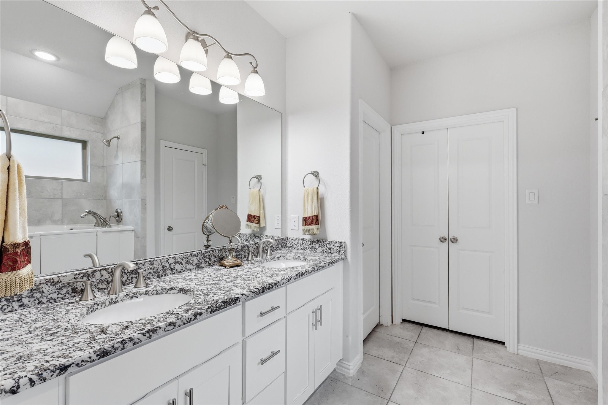 309 Ridge Drive Justin TX 76247
