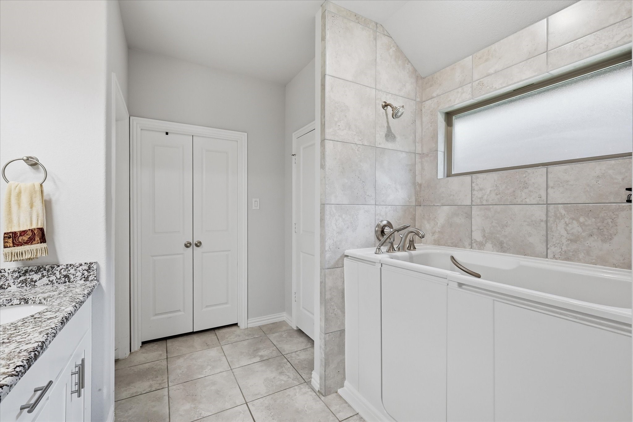 309 Ridge Drive Justin TX 76247
