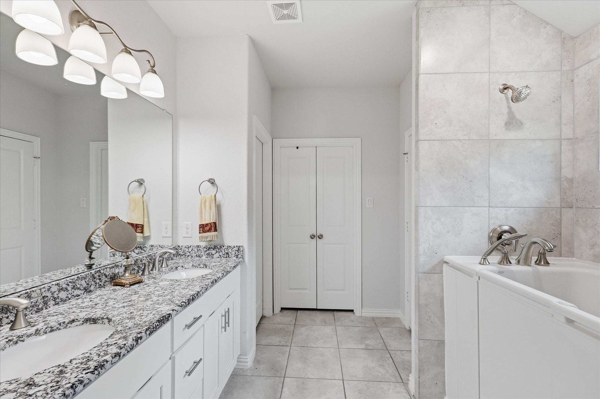309 Ridge Drive Justin TX 76247