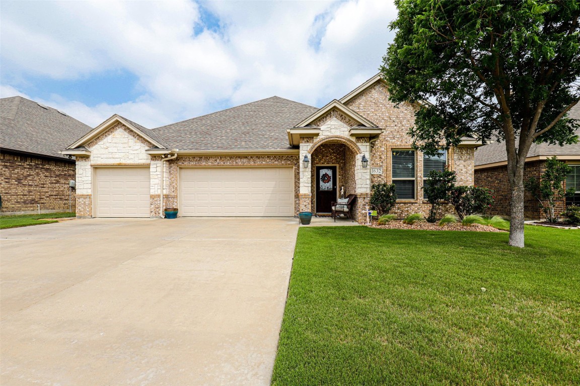 1632 Yukon Drive Burleson TX 76028