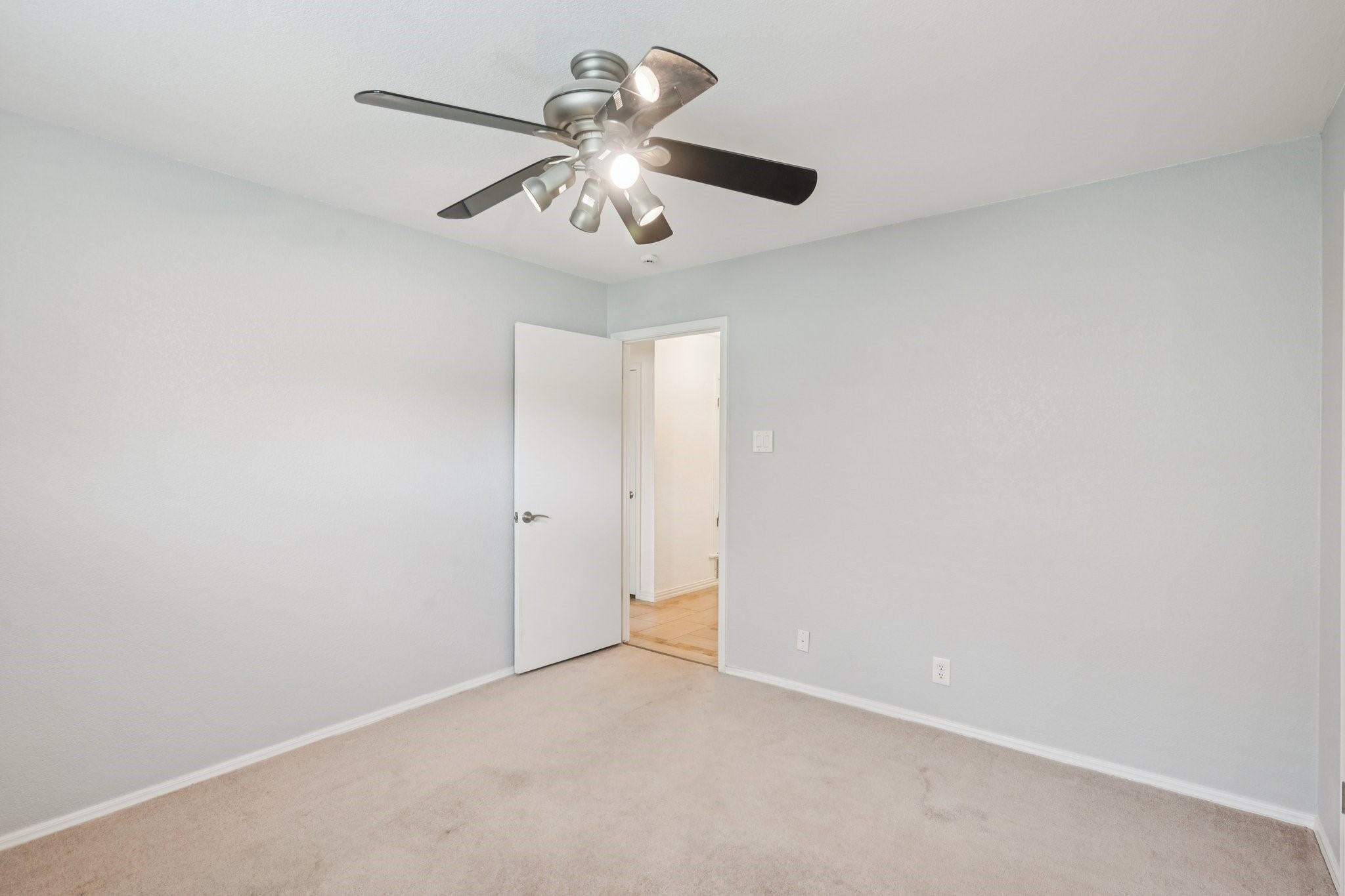 13640 Spring Grove Avenue Dallas TX 75240