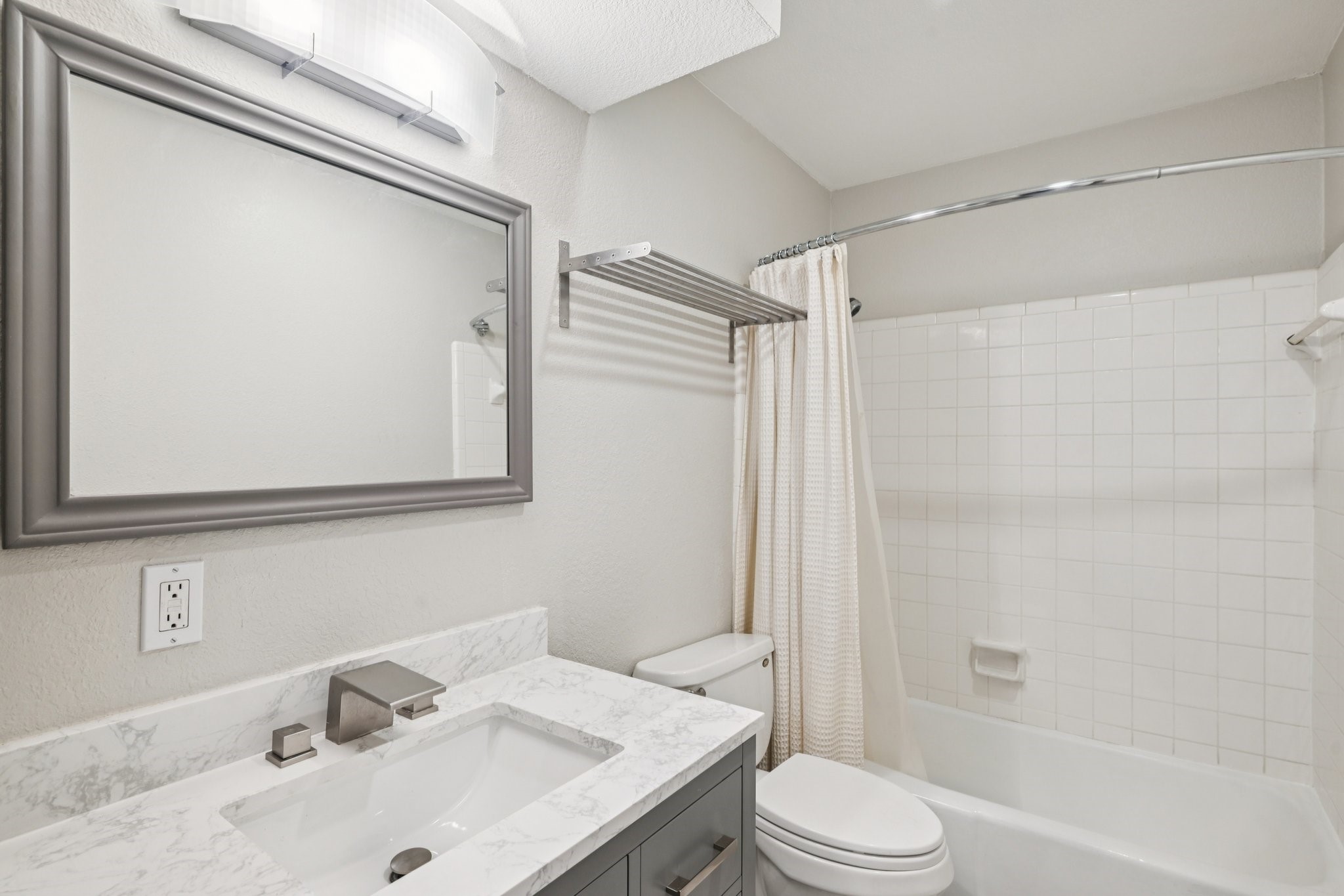 13640 Spring Grove Avenue Dallas TX 75240