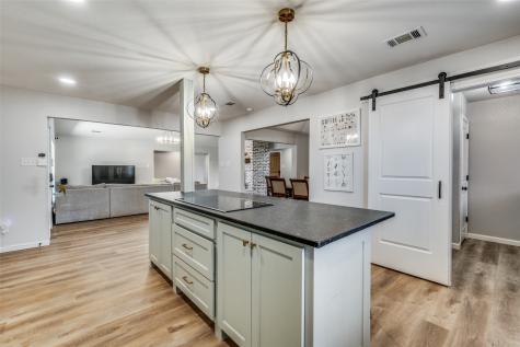 4302 Kingswick Drive Arlington TX 76016