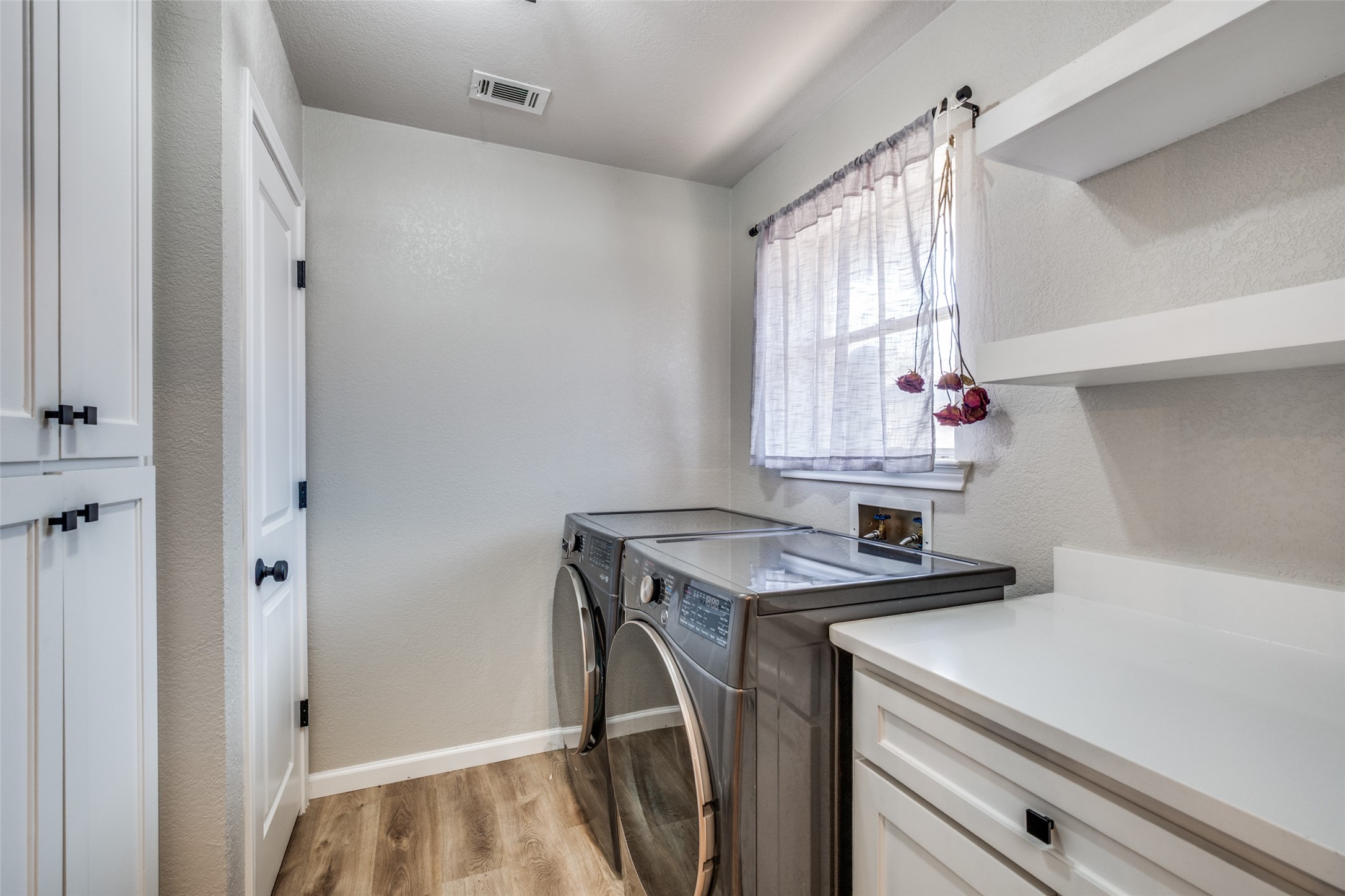 4302 Kingswick Drive Arlington TX 76016