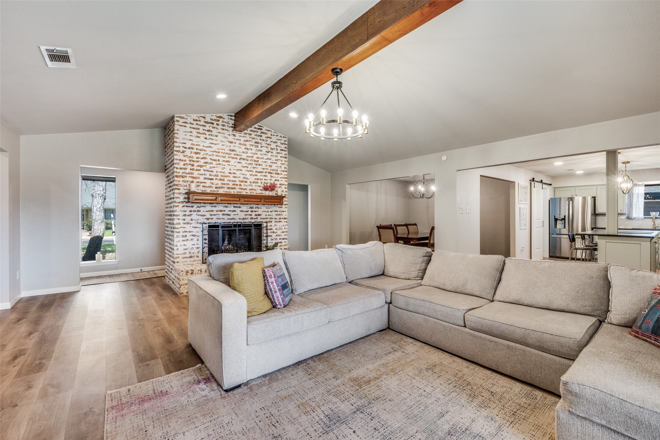 4302 Kingswick Drive Arlington TX 76016