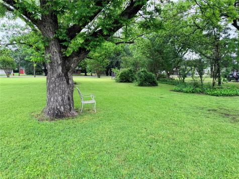 608 N Lamar Street Tioga TX 76271