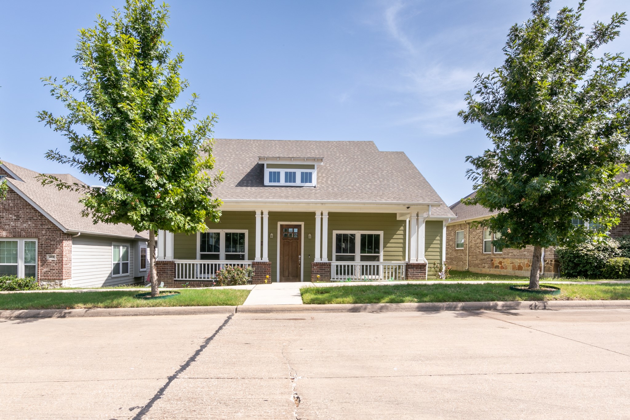6932 Kingdom Estates Drive Dallas TX 75236