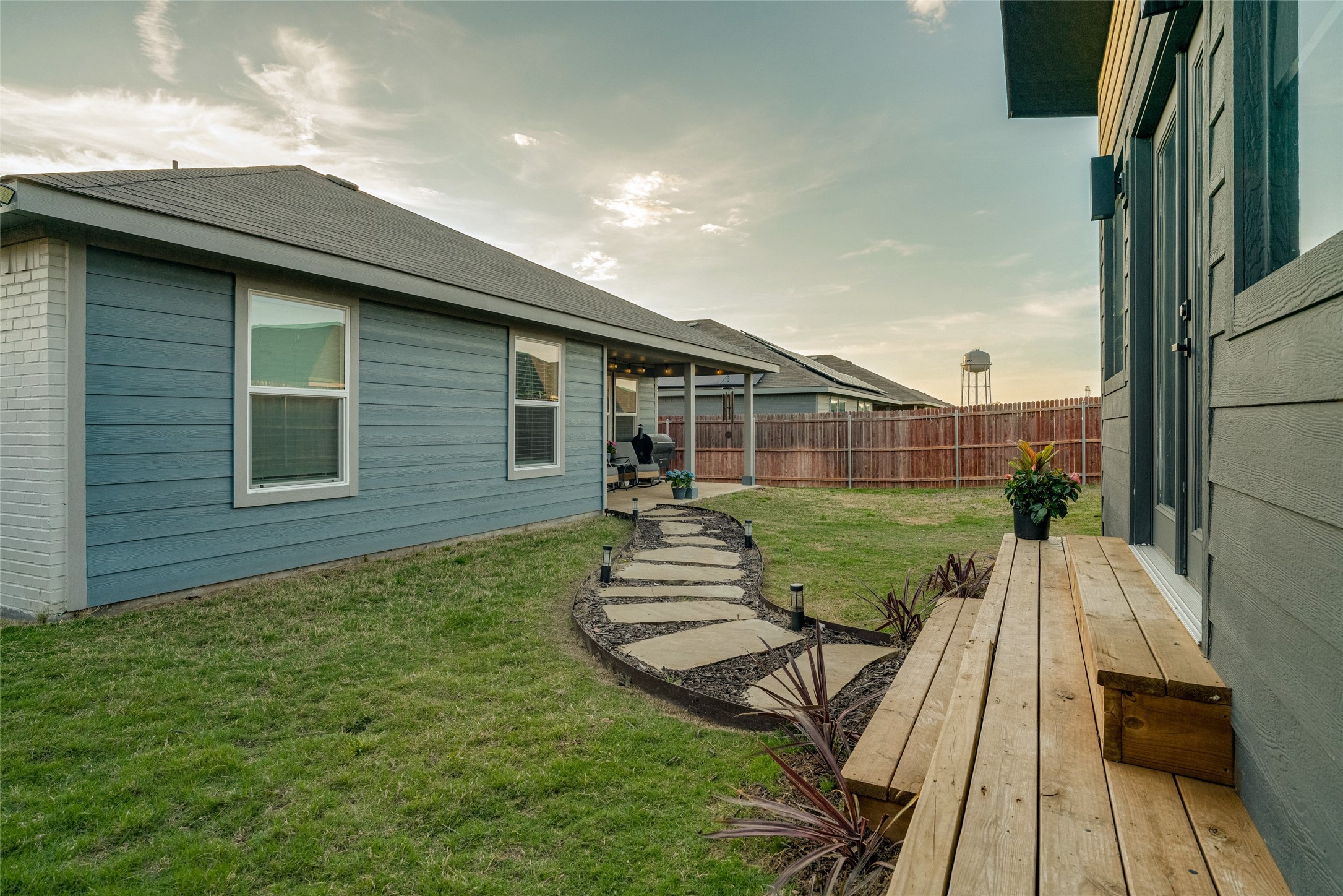 1512 Battery Park Drive Alvarado TX 76009