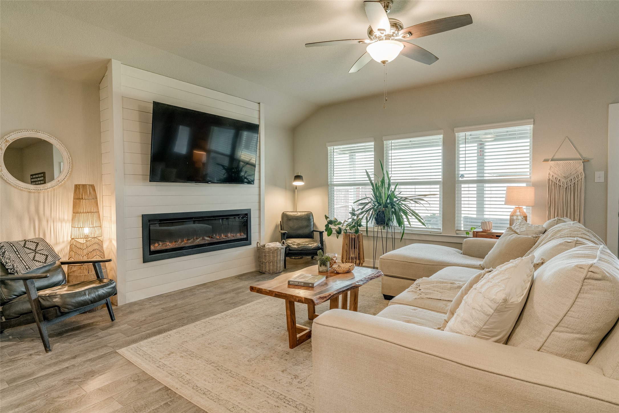 1512 Battery Park Drive Alvarado TX 76009