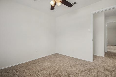 1622 Autumn Breeze Lane Lewisville TX 75077