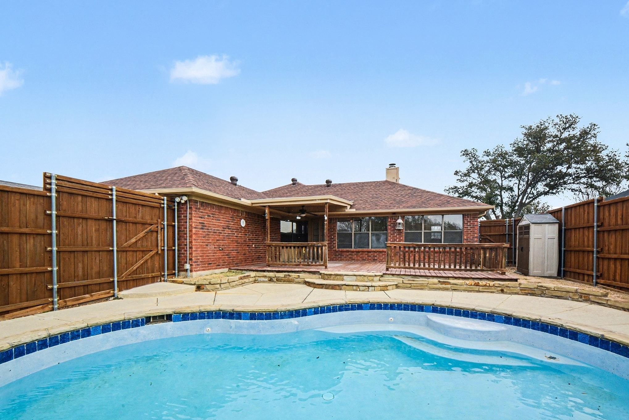 1622 Autumn Breeze Lane Lewisville TX 75077