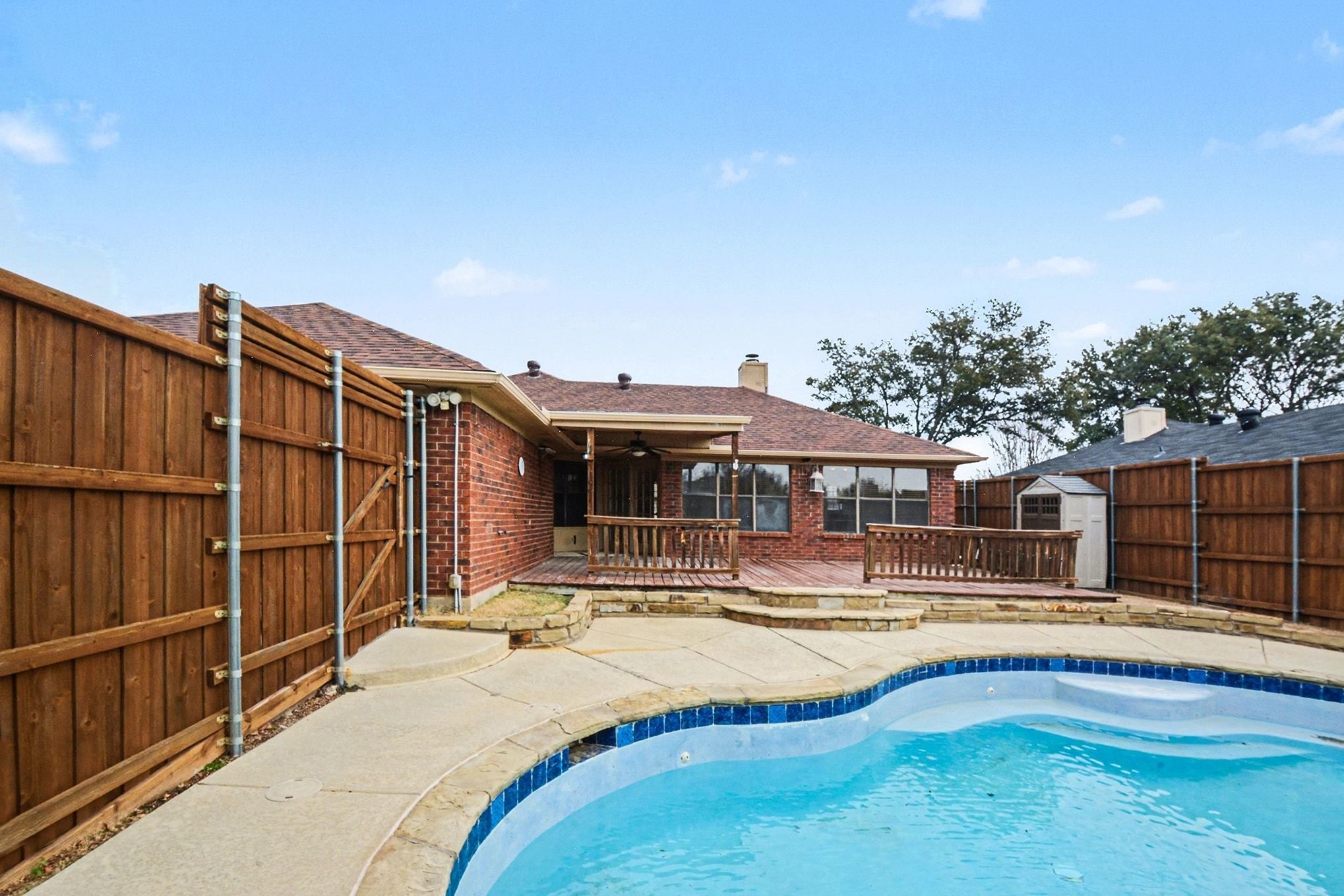 1622 Autumn Breeze Lane Lewisville TX 75077