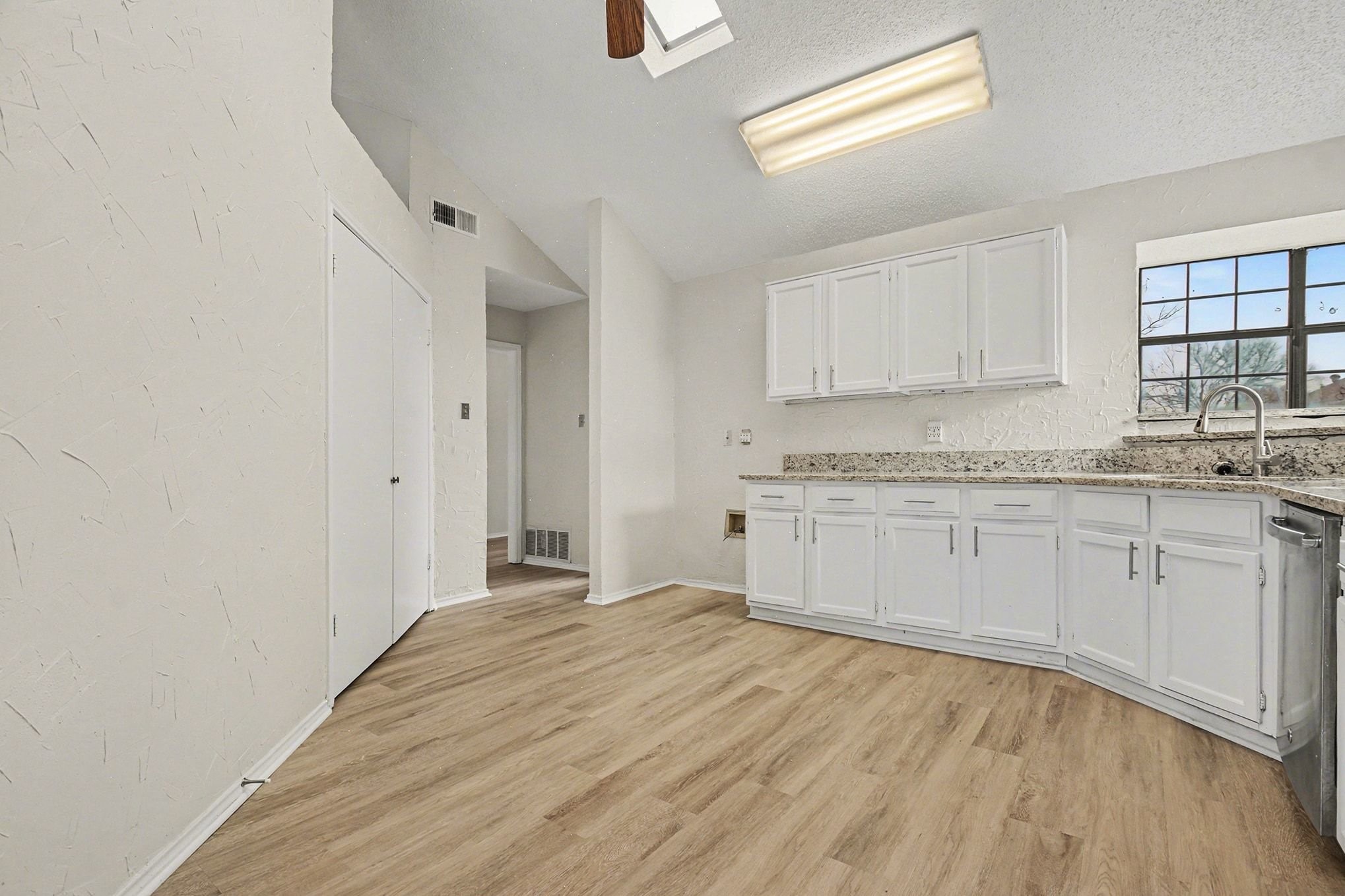 1622 Autumn Breeze Lane Lewisville TX 75077