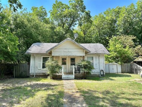 216 W Tennie Street Gainesville TX 76240