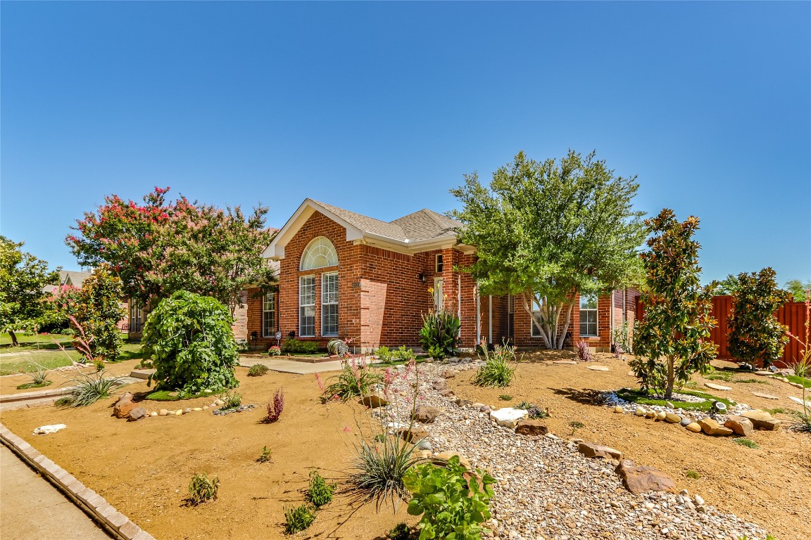 2239 Arbor Creek Drive Carrollton TX 75010