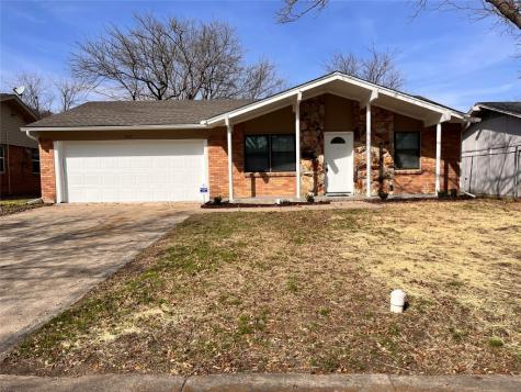 837 Lexington Drive Lancaster TX 75134