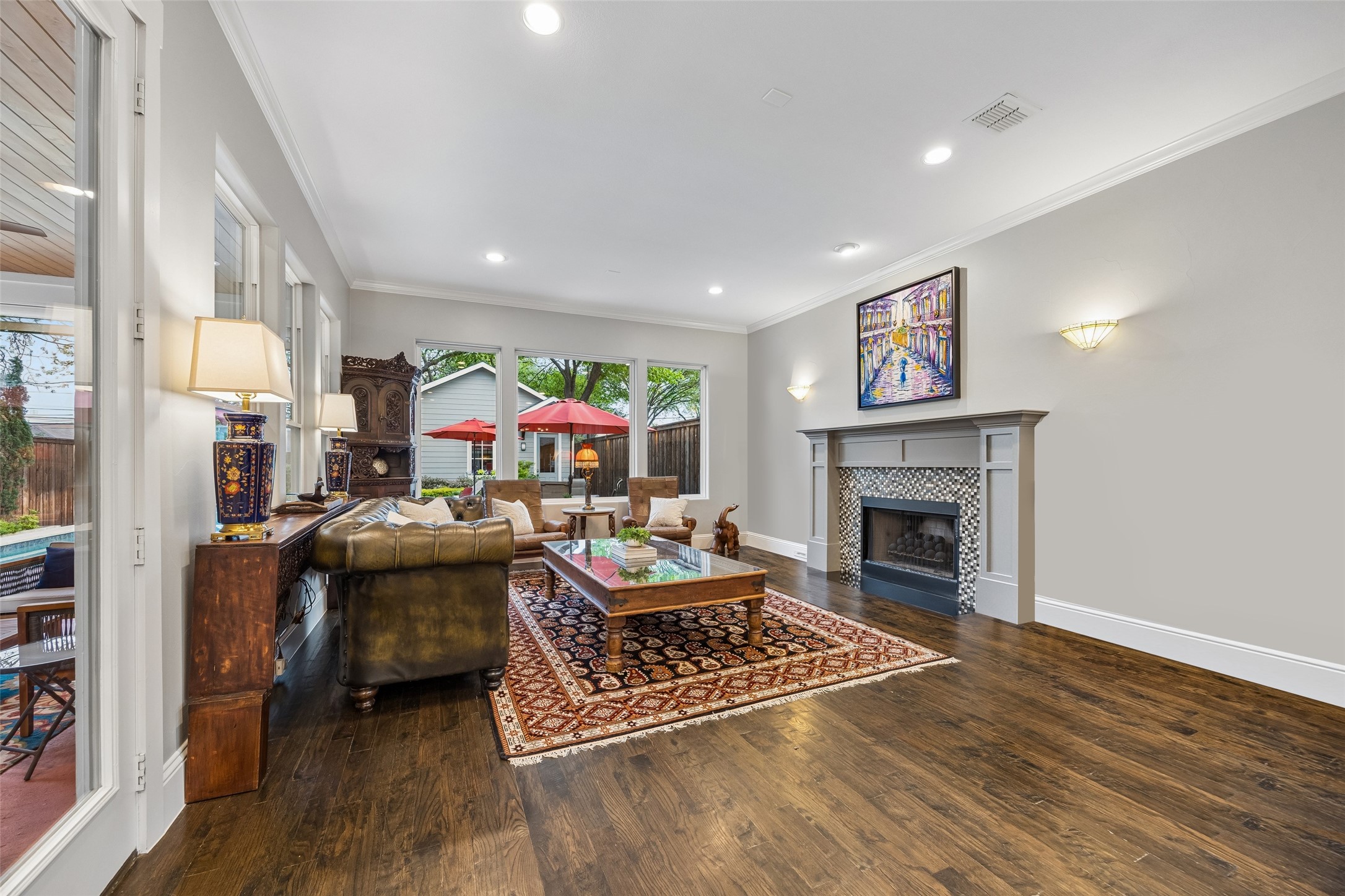 5812 Marquita Avenue Dallas TX 75206