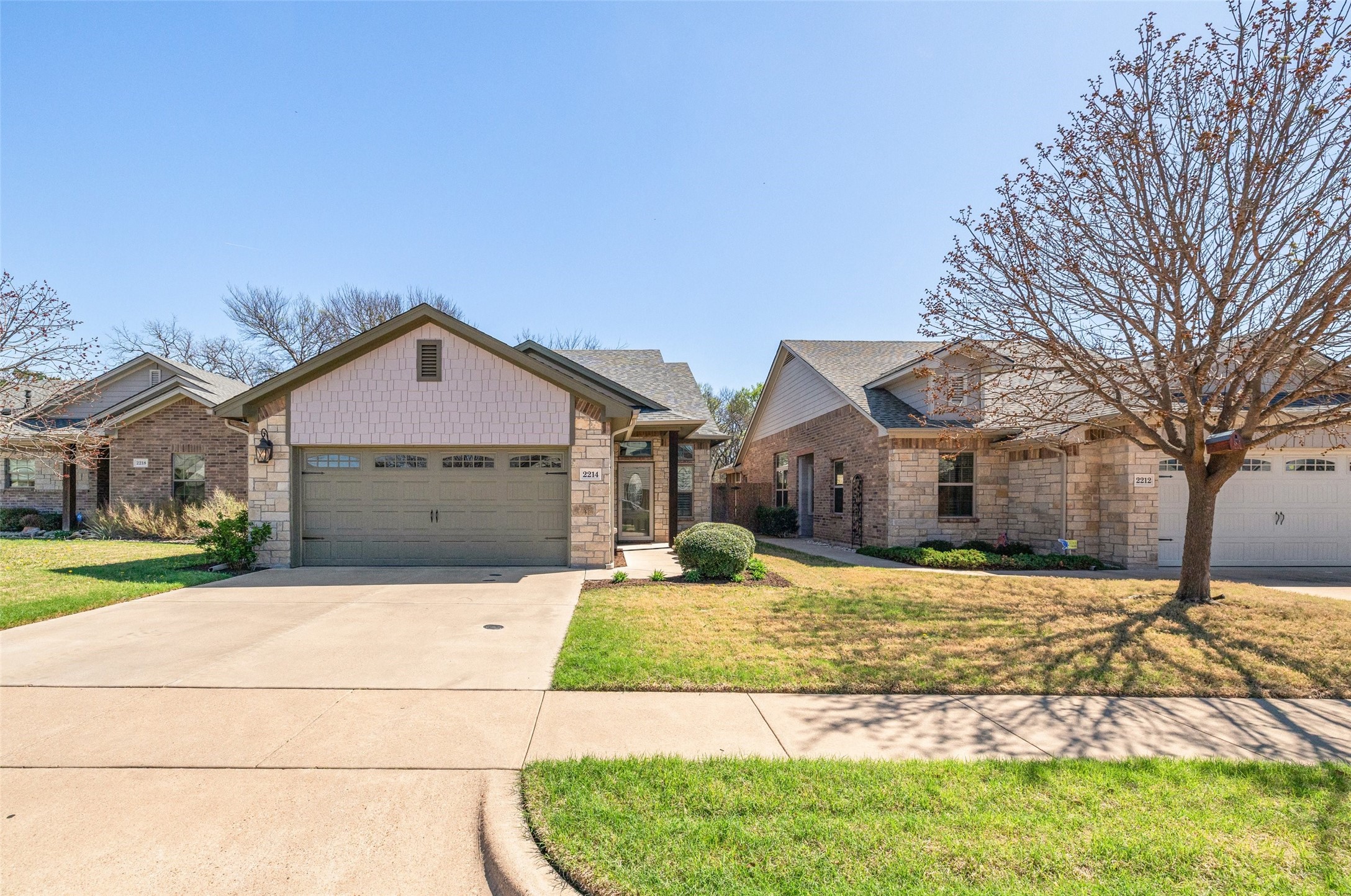2214 Cobblestone Court Granbury TX 76049