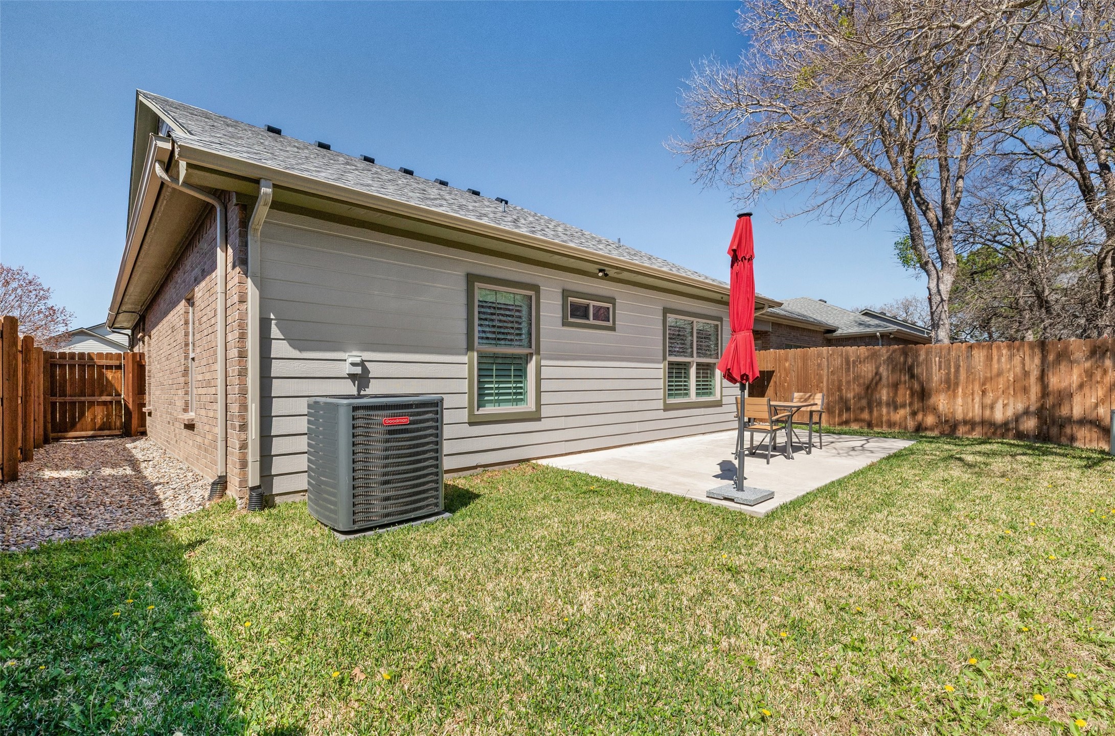 2214 Cobblestone Court Granbury TX 76049