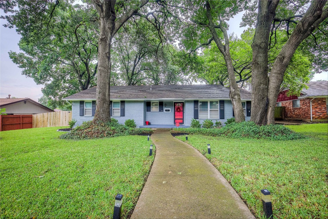 3320 Gladiolus Lane Dallas TX 75233