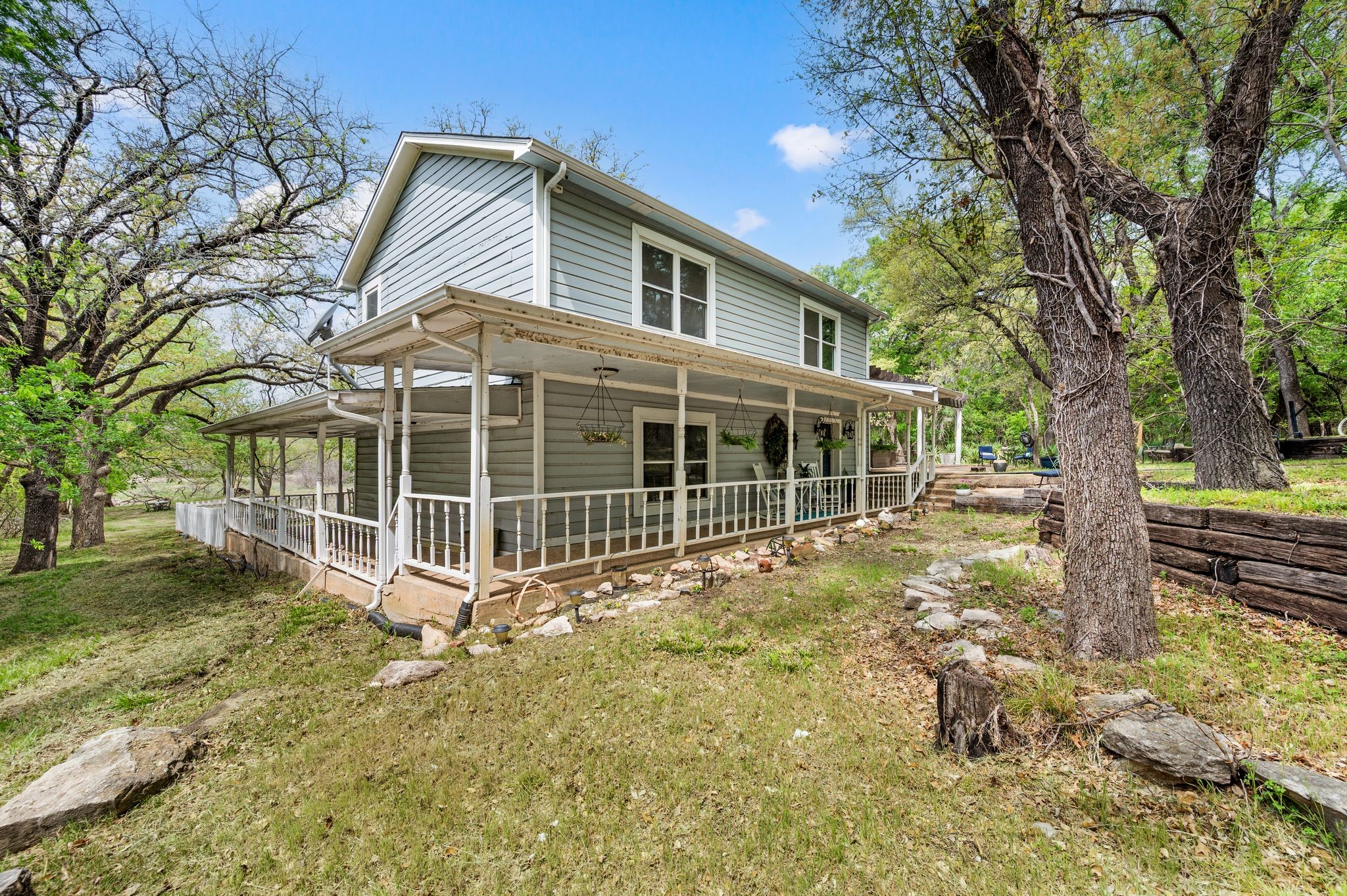 103 County Road 4853 Newark TX 76071