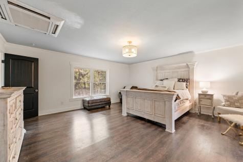 103 County Road 4853 Newark TX 76071