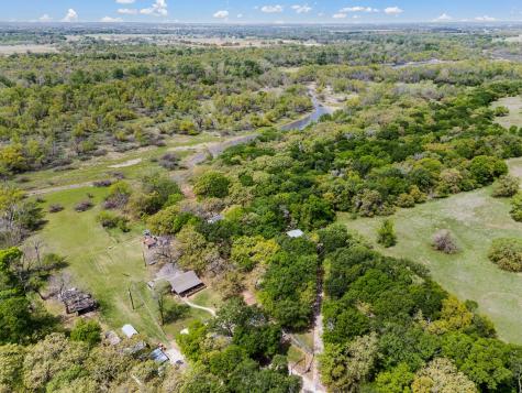 103 County Road 4853 Newark TX 76071