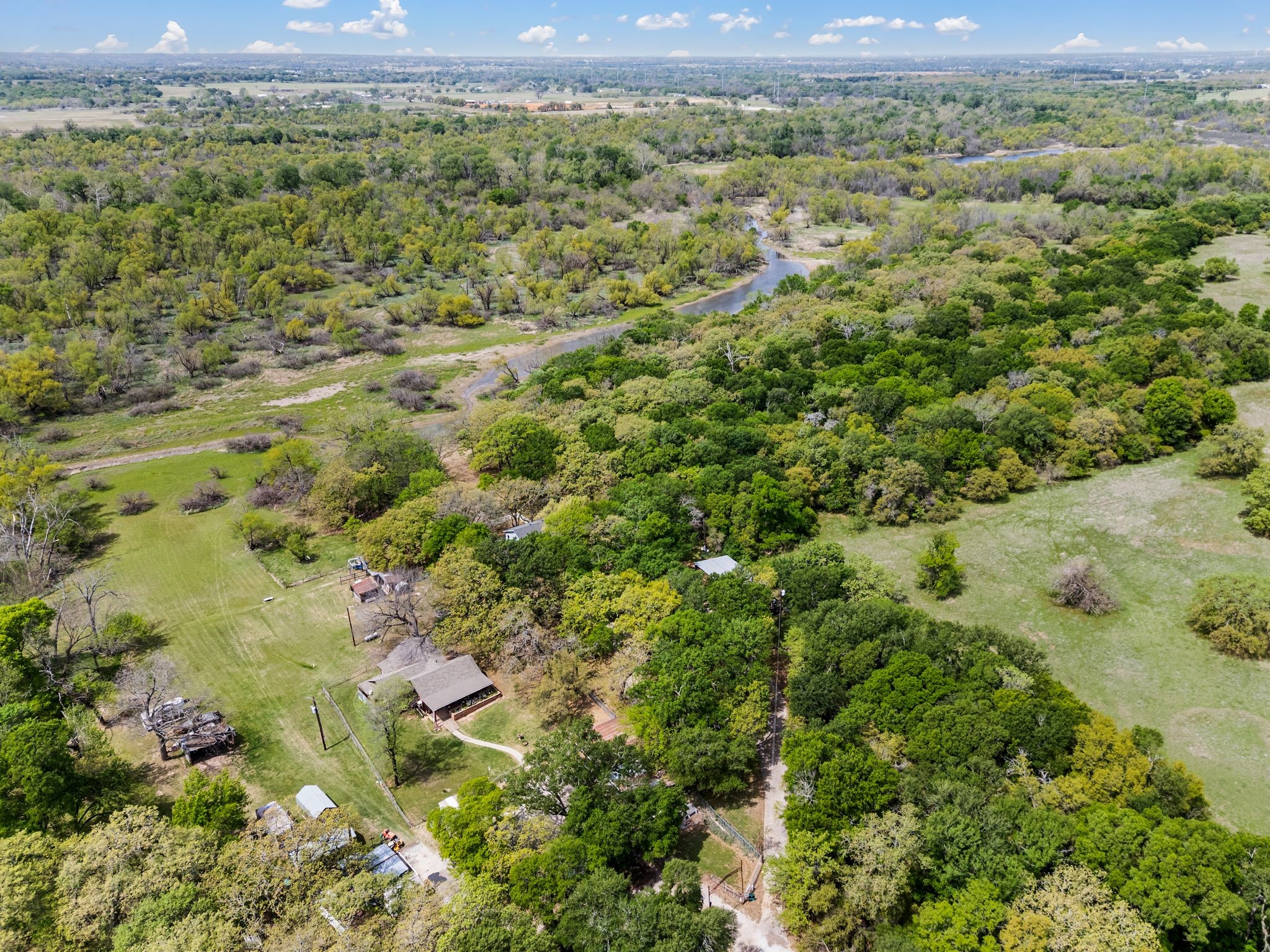 103 County Road 4853 Newark TX 76071