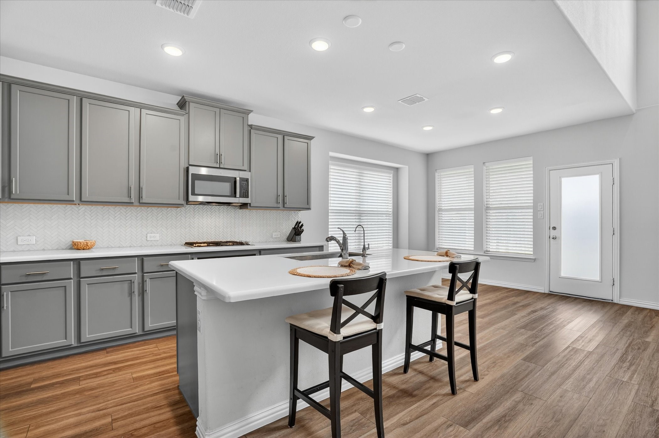 421 Acton Avenue Fort Worth TX 76131