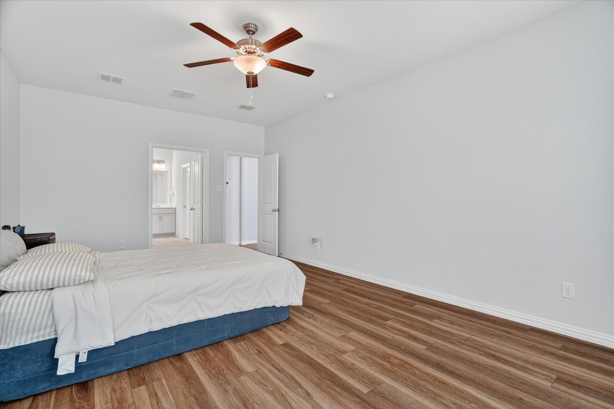421 Acton Avenue Fort Worth TX 76131