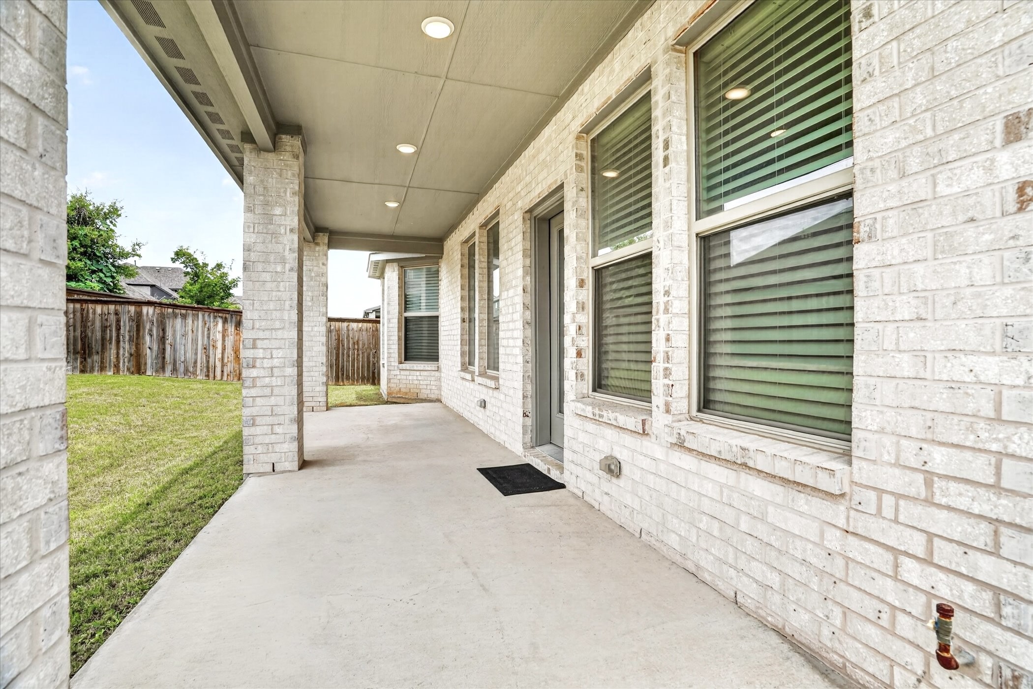 421 Acton Avenue Fort Worth TX 76131
