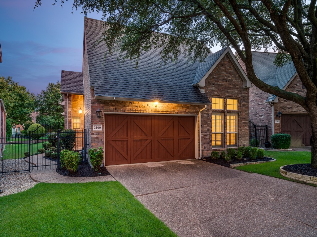 2300 Canyon Creek Drive Mckinney TX 75072