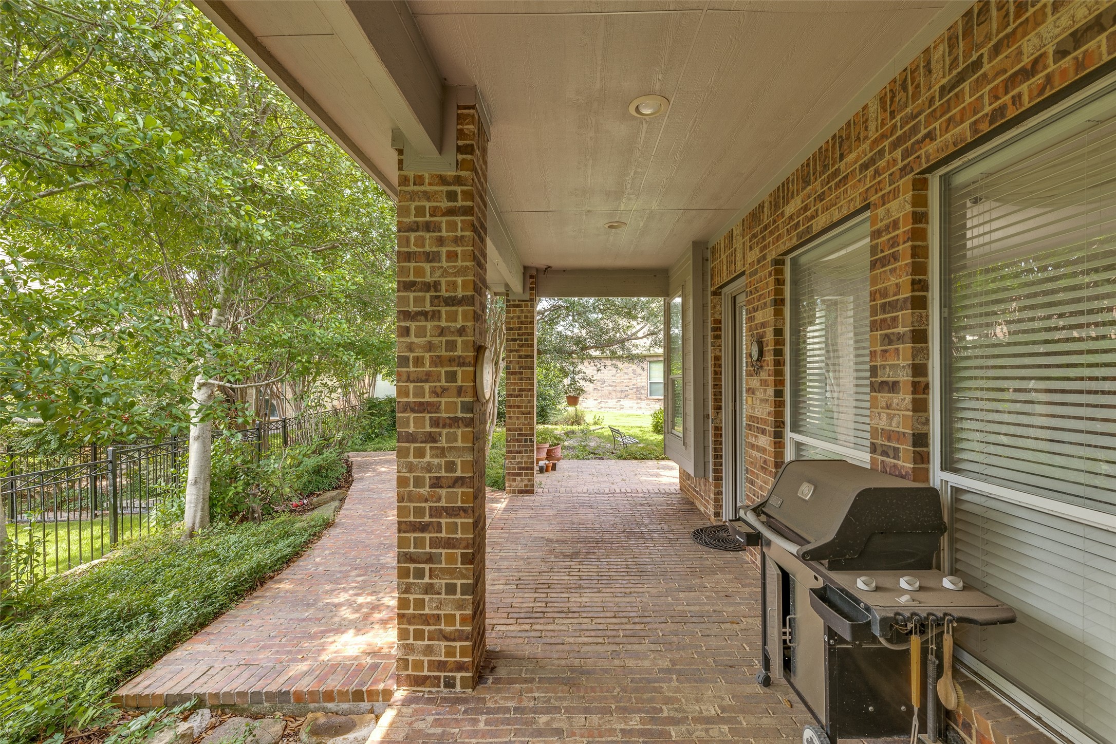 351 Southern Hills Drive Fairview TX 75069