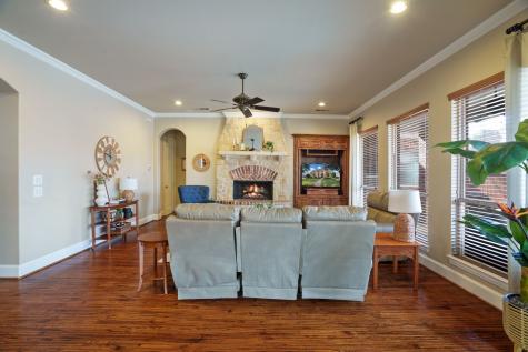 9144 Calvert Road Lantana TX 76226