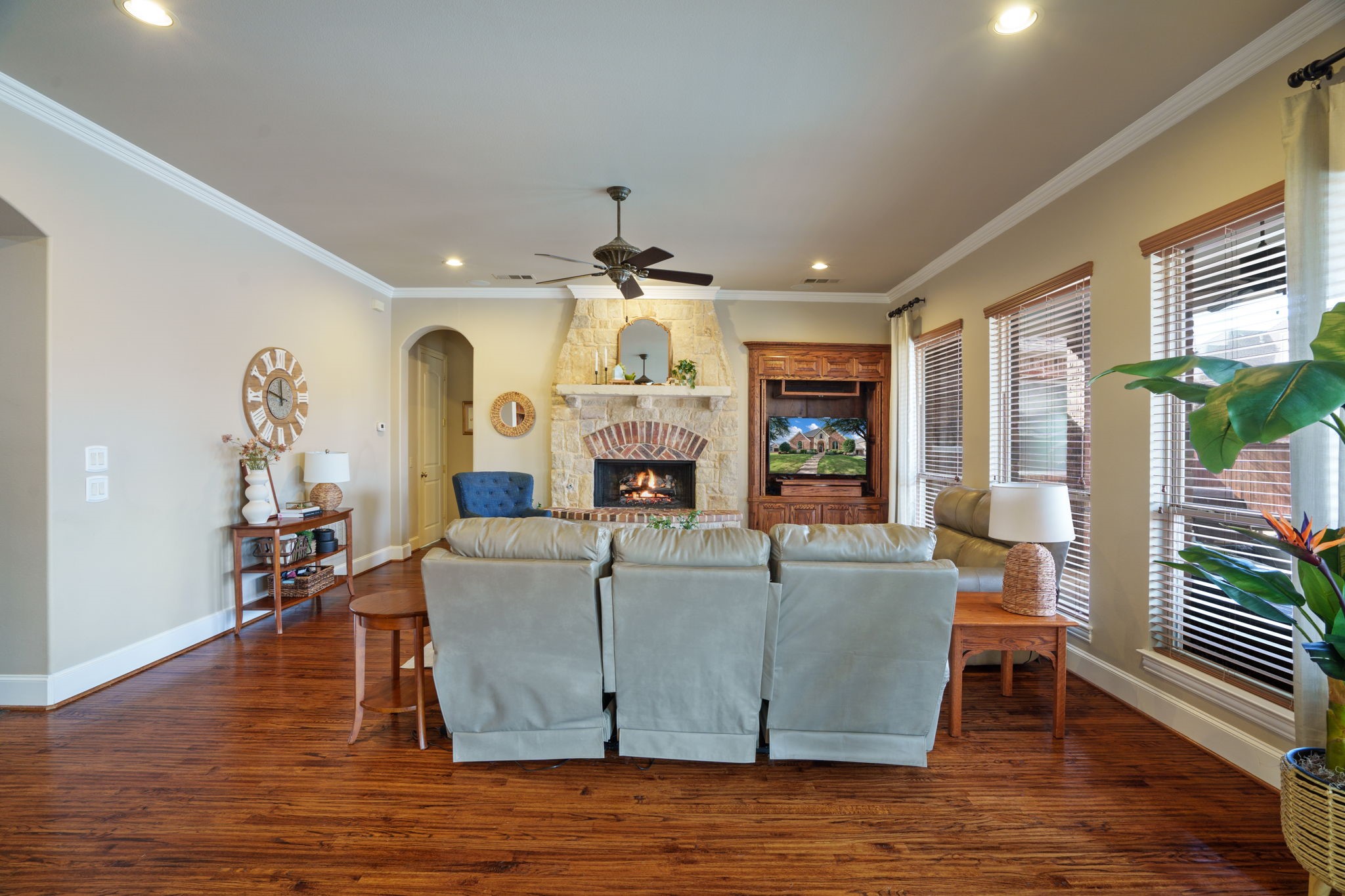 9144 Calvert Road Lantana TX 76226