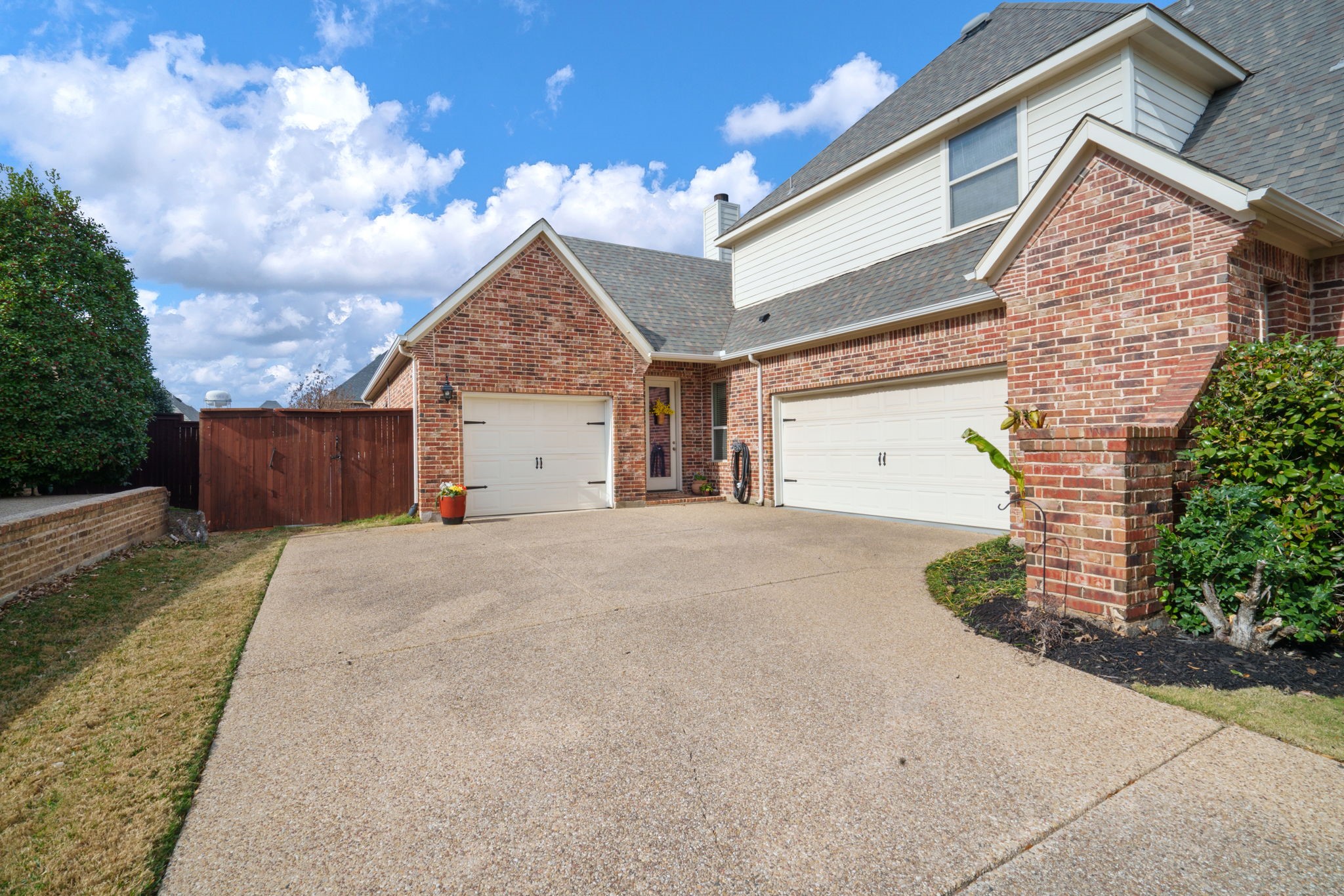 9144 Calvert Road Lantana TX 76226