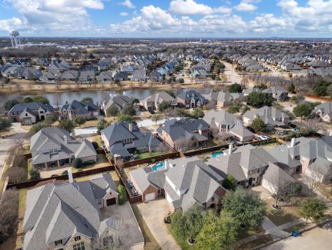 9144 Calvert Road Lantana TX 76226