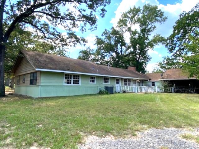 100 Thunderbird Drive Athens TX 75751