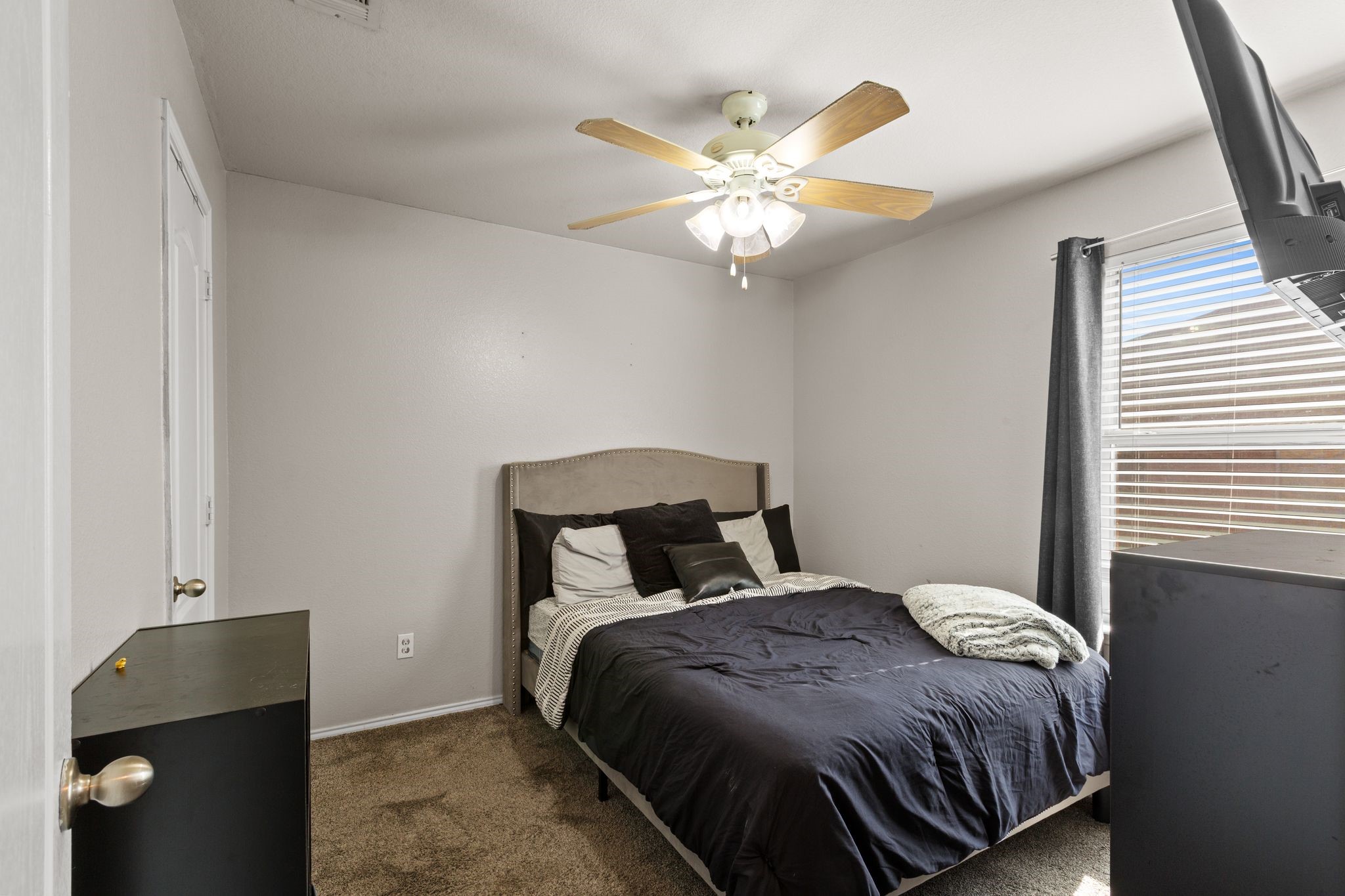 4618 Bridlewood Lane Balch Springs TX 75180