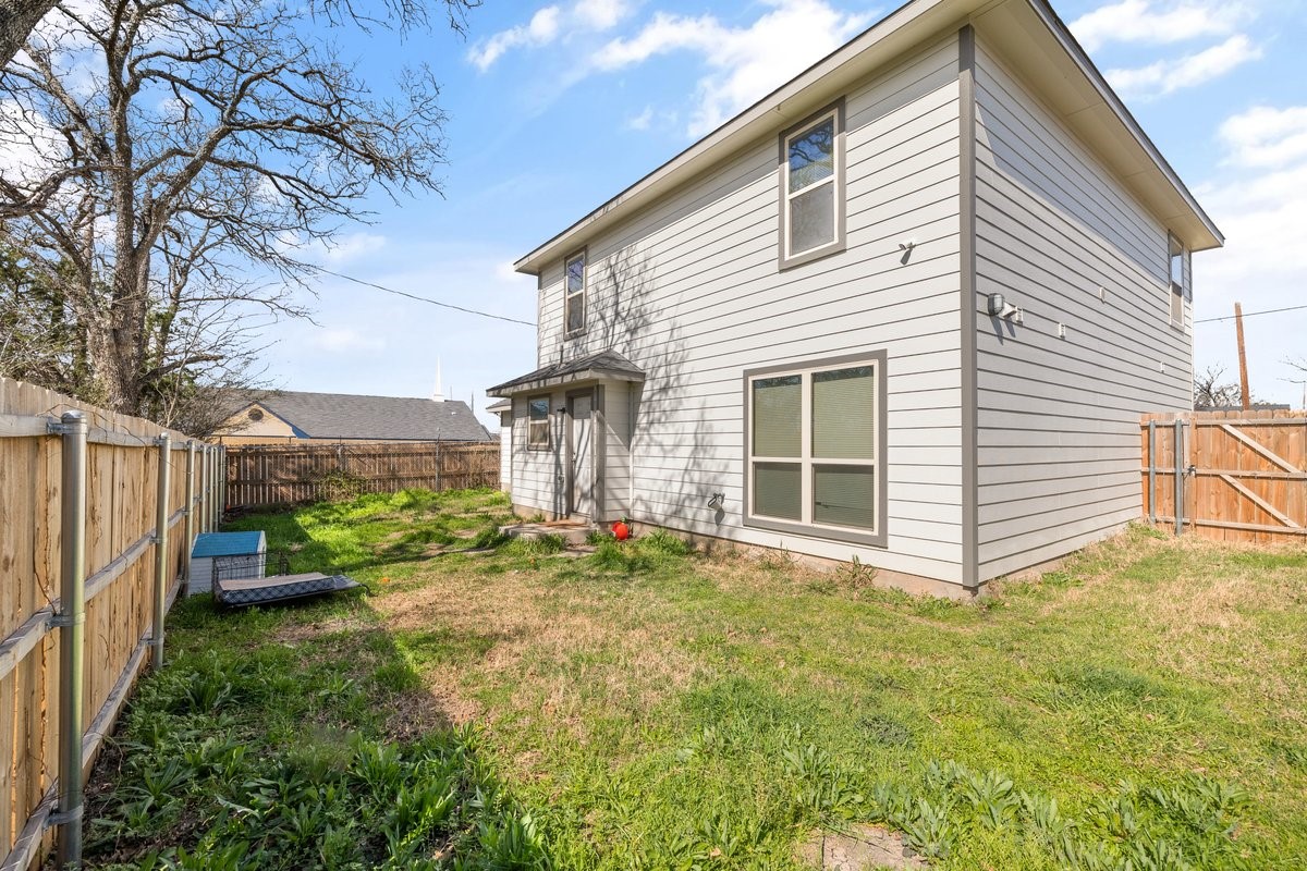 5010 Fitzhugh Avenue Fort Worth TX 76105
