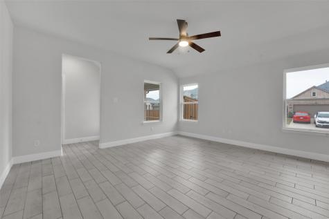 2901 Cantoni Creek Princeton TX 75407
