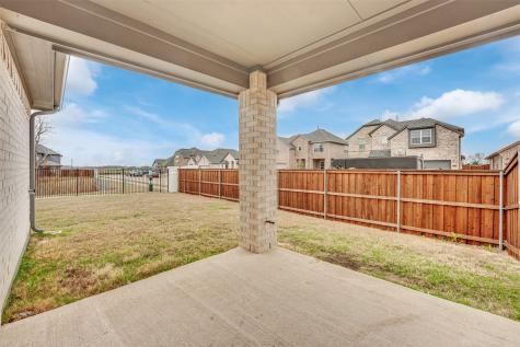 2901 Cantoni Creek Princeton TX 75407