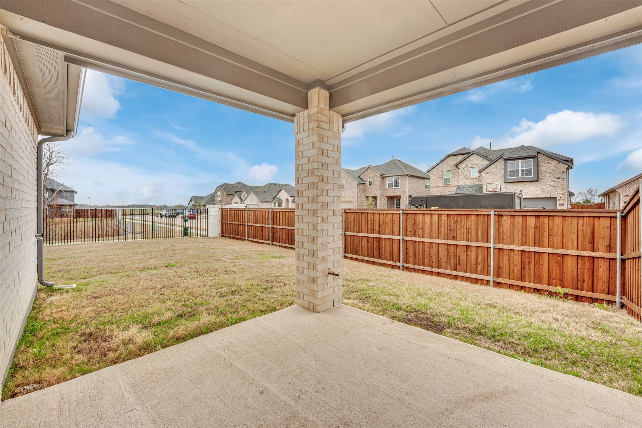 2901 Cantoni Creek Princeton TX 75407