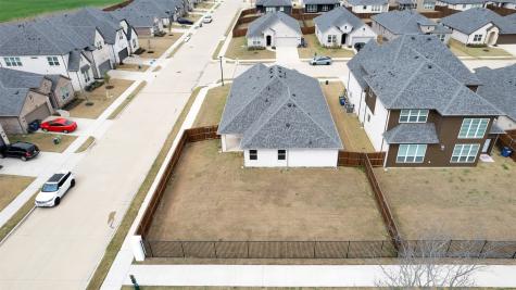 2901 Cantoni Creek Princeton TX 75407