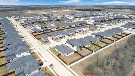 2901 Cantoni Creek Princeton TX 75407